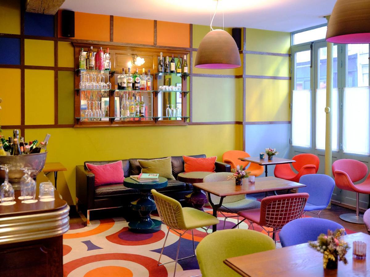 Du Petit Moulin Hotel
